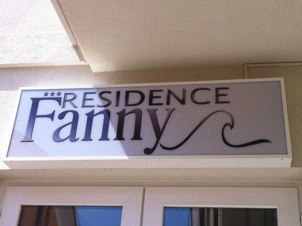 Residence Fanny Rimini Esterno foto